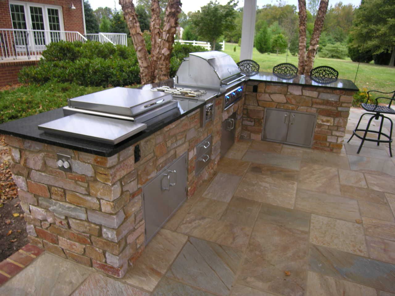 Pretty L Shaped Outdoor Kitchen Ideas Plans White Pine Wood Island Stainless Steel Swivel Bar Stool Cream Marble Counter Top Bronze Built In Refrigerator And Metal Stove