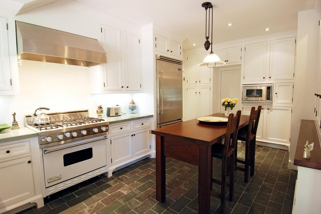 Astonishing Farmhouse Kitchen Floor Tiles Fantastic 7 On Design Ideas