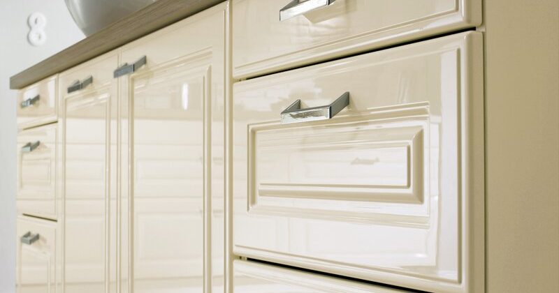 Breathtaking Antique White Kitchen Cabinet Doors Cabinets Traditional 024 A035g Thermofoil