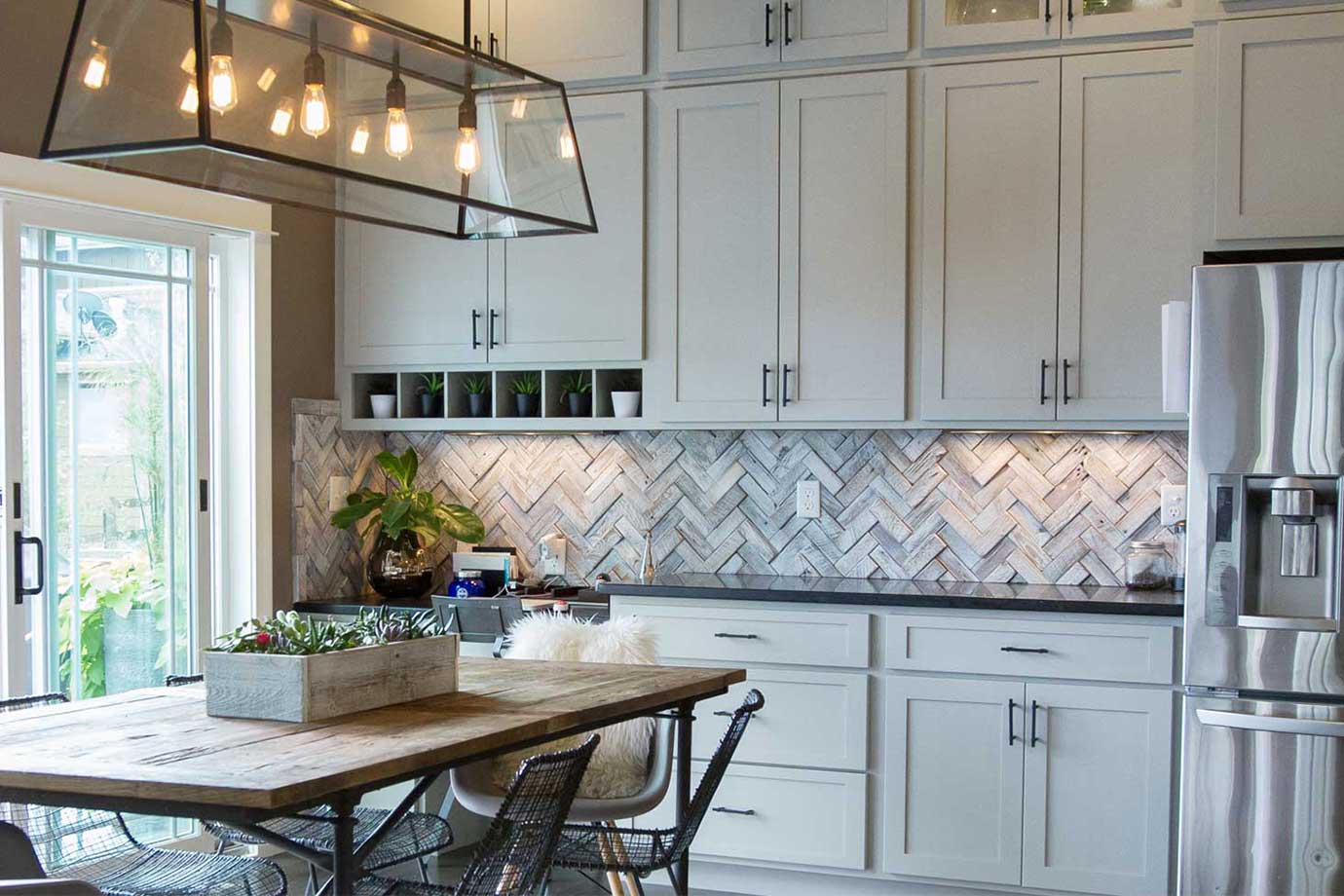 Cute Reclaimed Wood Kitchen Backsplash White Wash