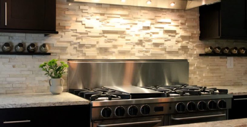 Elegant Quartzite Backsplash Brightly White Natural Wall Tile Ideas For Kitchen Combined With Stainless Rang Hood And Dark Brown Cabinet Also Cooktop