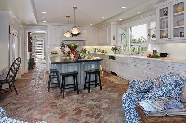 Extraordinary Farmhouse Kitchen Floor Tiles San Clemente 1