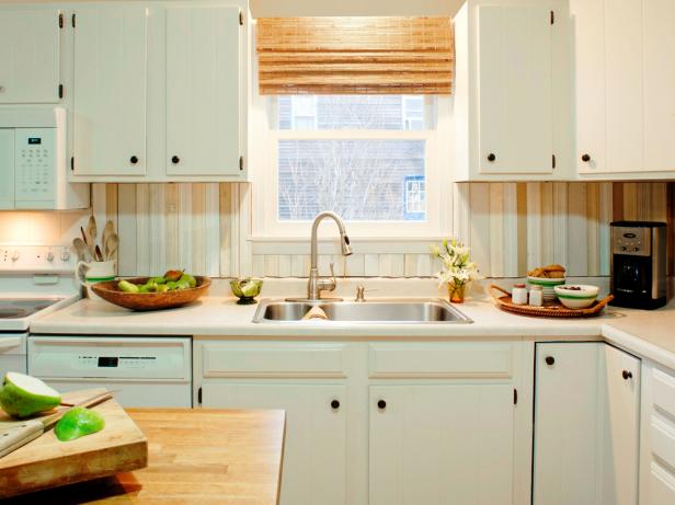 Extraordinary Reclaimed Wood Kitchen Backsplash 1420677917452