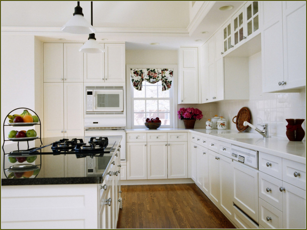 Good 18 Inch Deep Kitchen Cabinets Hervorragend Base White Creative Decoration Small Hutch With Cabinet Depth