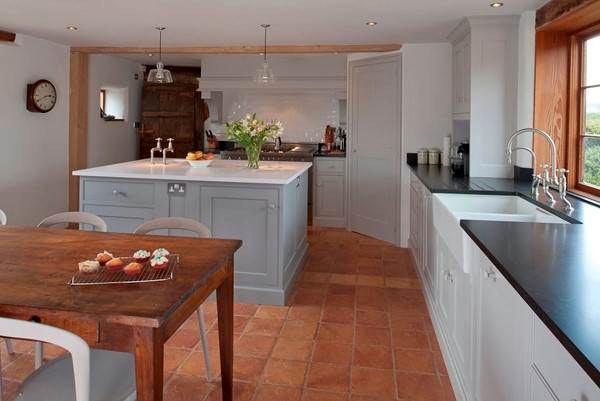 Impressive Farmhouse Kitchen Floor Tiles Enorm English Country 1