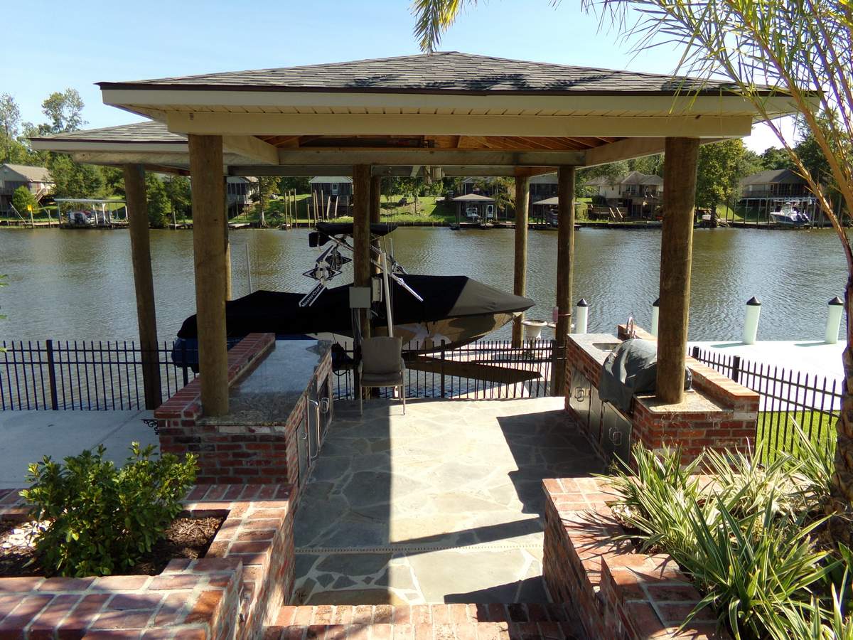 Lovely Backyard Outdoor Kitchen Design Services8