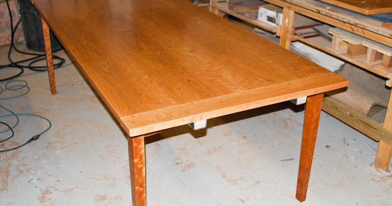 Lovely Shaker Style Kitchen Table 2