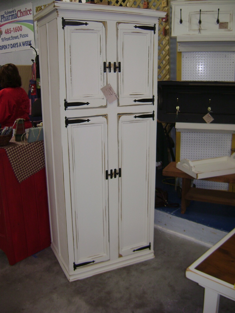 Pretty Antique Kitchen Pantry Cabinet 047