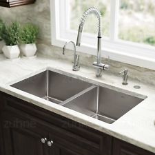 Pretty Undermount Kitchen Sink