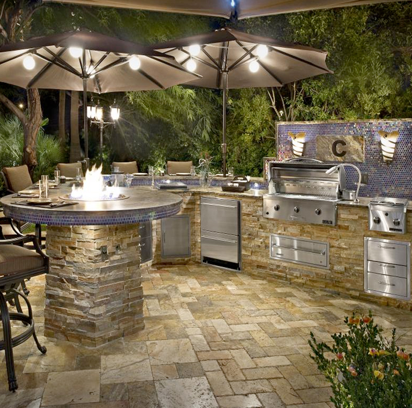 Superb Backyard Outdoor Kitchen Custom Kitchens