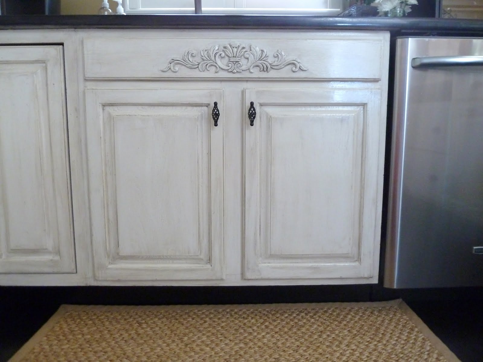 Wonderful Painting Kitchen Cabinets Distressed White P1130239